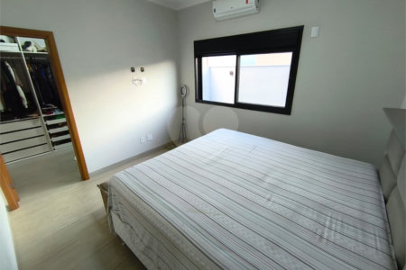 Casa 3 quartos 3 suítes Faixa Azul com piscina aquecida