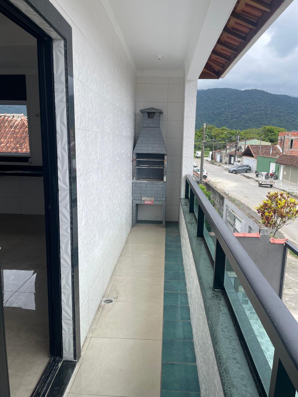 Sobrado à venda com 2 quartos, sendo 1 suíte, em Jardim Princesa, Praia Grande - SP