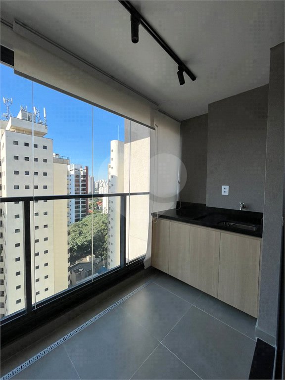 Studio locado á venda perto do metrô no Campo Belo, São Paulo - SP