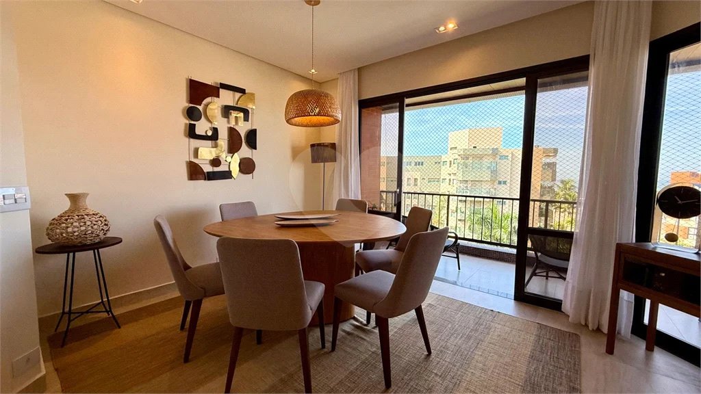 Apartamento à venda com 3 quartos, sendo 2 suítes, em Riviera de São Lourenço, Bertioga, SP