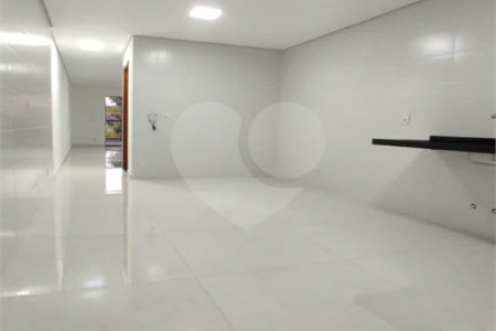 Sobrado à venda na Vila Carrão, 3 quartos (1 suíte)
