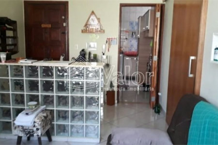 Apartamento no Romeu Santini .