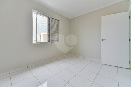 3 Quartos 0 Suites 2 Banheiros 0 Vagas 76 Área Útil 113 Área Total.