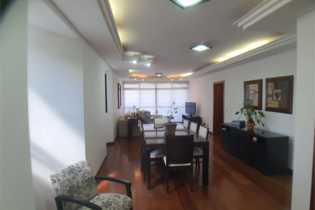 Apartamento no Edíficio Alexandre Previeiro