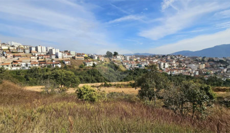 Terreno à venda em Jardim Bandeirantes, Poços de Caldas, MG