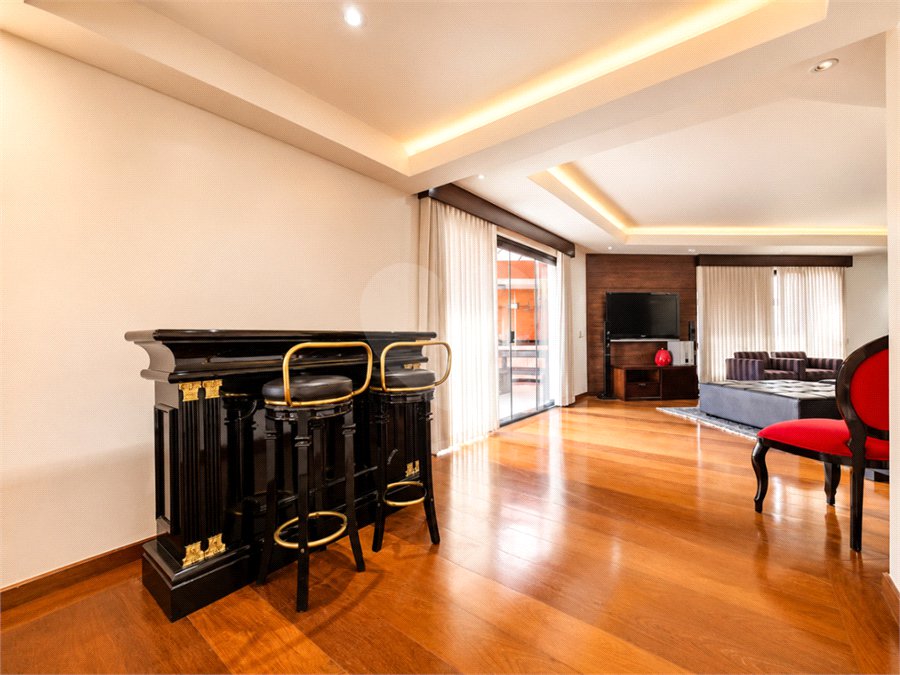 Apartamento à venda com 4 suítes em Vila Mascote, São Paulo, SP