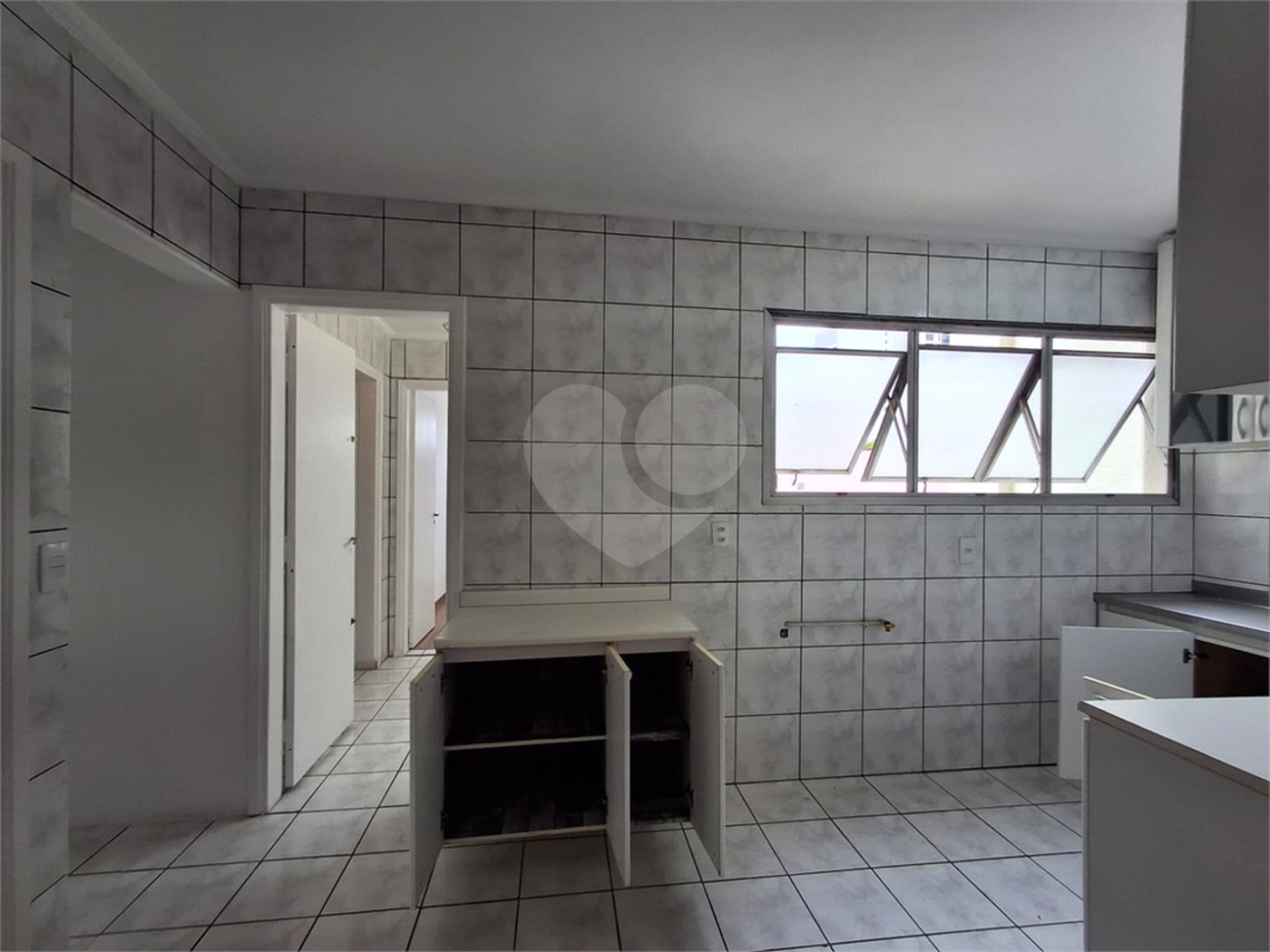 Apartamento a venda na Vila Clementino com dois dormitórios
