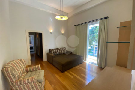Casa á venda condomínio Damha I