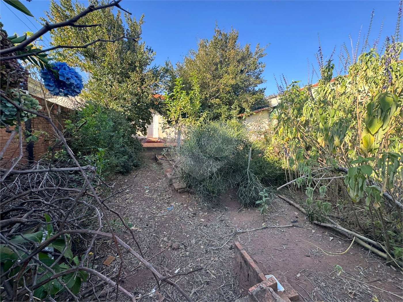 Terreno á venda na Vila Prado com 250m2, em São Carlos.