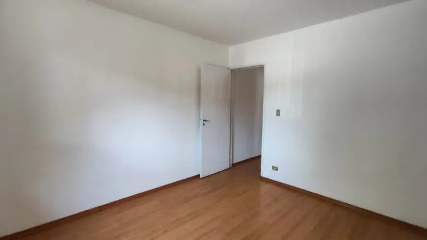 Casa à venda com 3 quartos em Jardim Ester Yolanda, São Paulo, SP
