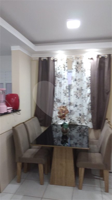Lindo apartamento no Bosque dos Ipês .