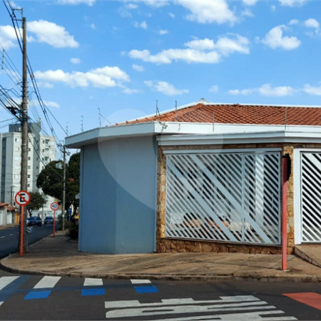 Casa à venda com 5 quartos, sendo 1 suíte, em Jardim Santa Paula, São Carlos, SP