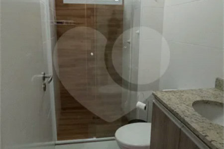 APARTAMENTO A VENDA 2 DORM SENDO 1 SUITE - VAGA DE GARAGEM COBERTA