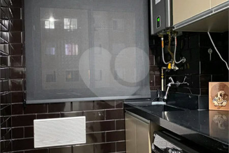 EXCELENTE APARTAMENTO Localizado no bairro do Bom Retiro próximo à Avenida Santos Dumont, com acesso