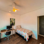 Casa à venda com 4 quartos, sendo 3 suítes, no condomínio Vintage, Cotia - SP