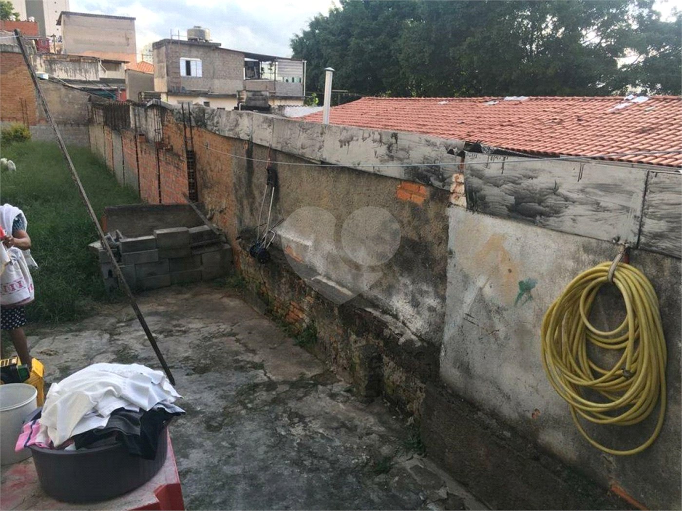 Terreno com 350m2 de área total, localizado no melhor da Vila Santa Catarina !!