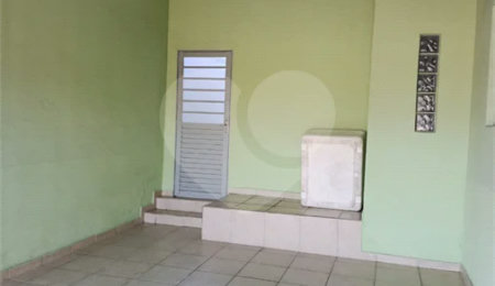 Casa à venda com 3 quartos, sendo 1 suíte,  em Vila Avaí, Indaiatuba, SP