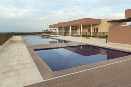 Terreno no Condomínio Residencial Villeneuve