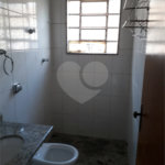 Sobrado com 3 Quartos e 3 banheiros à Venda, 180 m² por R$ 680.000