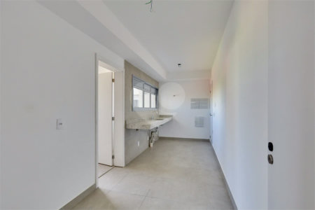 Apartamento à venda com 3 quartos, sendo 1 suíte, em Jardim Marajoara, São Paulo, SP