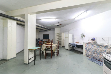 Prédio comercial à venda na Rua Coronel Camisão, 3593 m2 área útil, 1137m2 terreno, 33 salas, 10 vagas