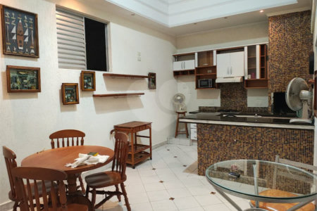 SOBRADO COMERCIAL PARA LOCAÇÃO NO RUDGE RAMOS | 197 m²