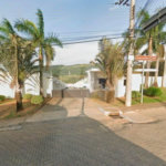 Excelente sobrado em condomínio fechado em Atibaia