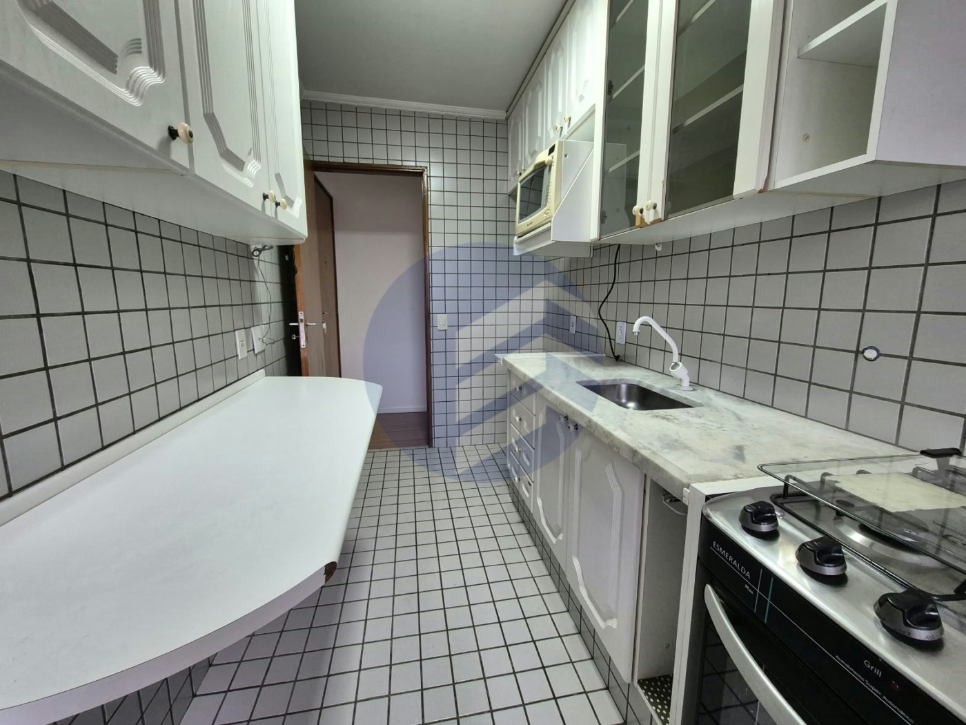 Apartamento à venda com 3 quartos, 1 banheiro e 1 vaga próximo à USP
