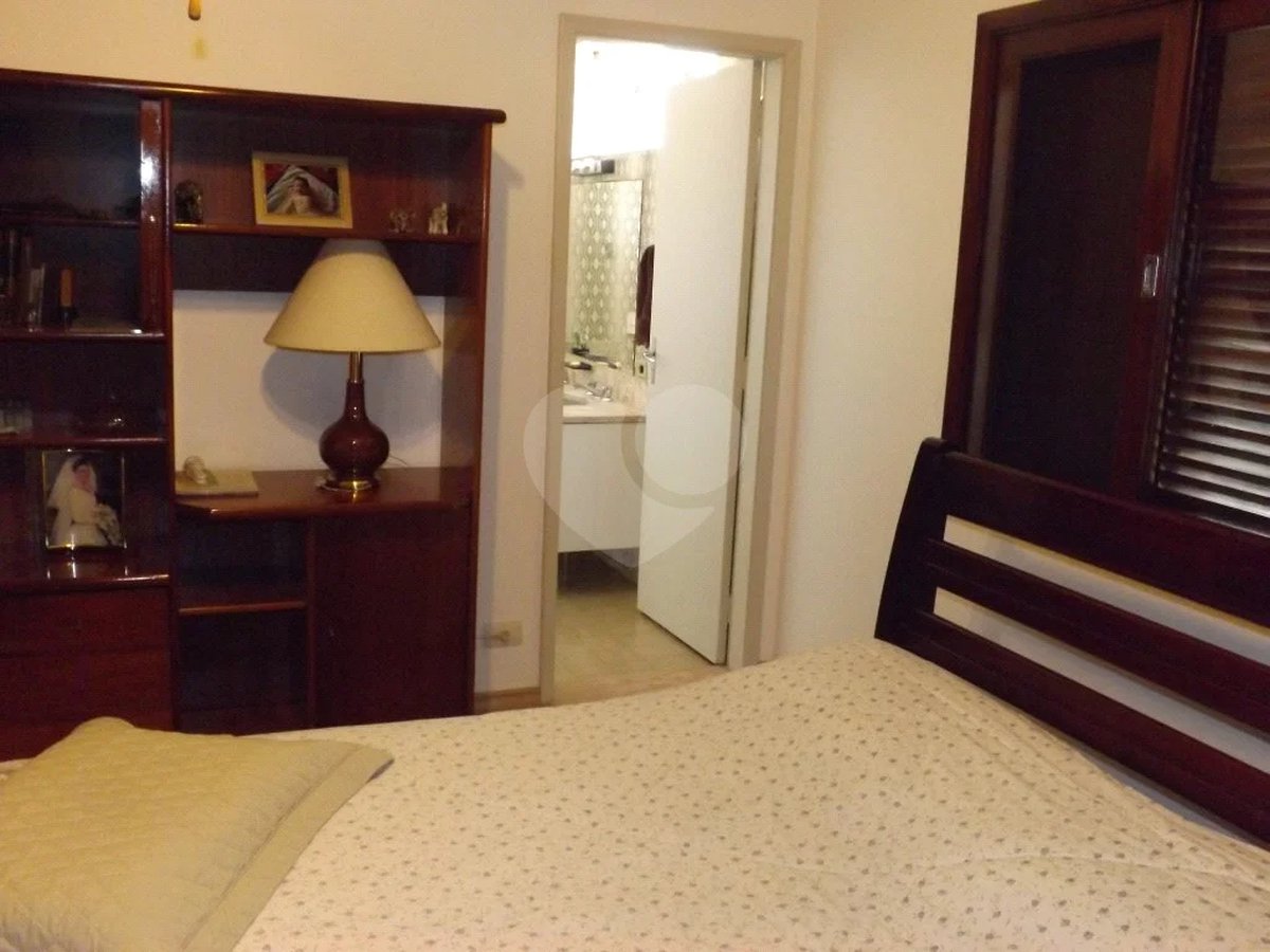 Sobrado à venda ou para alugar com 4 suítes em Santana, São Paulo, SP