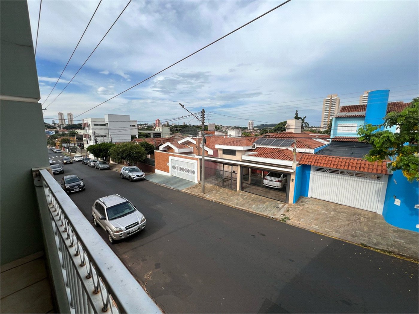 Casa a venda com 5 quartos em São Carlos