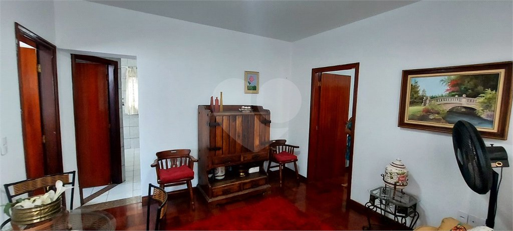 Casa à venda com 5 quartos, sendo 1 suíte, em Jardim Santa Paula, São Carlos, SP