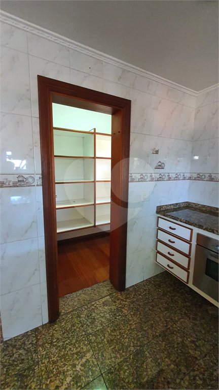 Casa à venda com 4 quartos, sendo 3 suítes, em Interlagos, São Paulo, SP