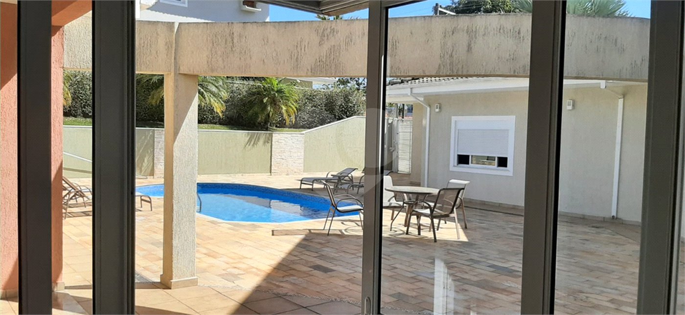 Belíssima casa Alto Padrão - Louveira