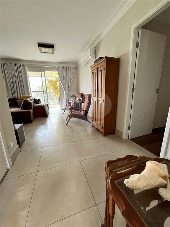 Apartamento de 176 m2 com 4 dormitórios sendo 3 suítes com 3 vagsa Condomínio Dolce Vita Avenida Lacerda Franco ,Cambuci -São Paulo