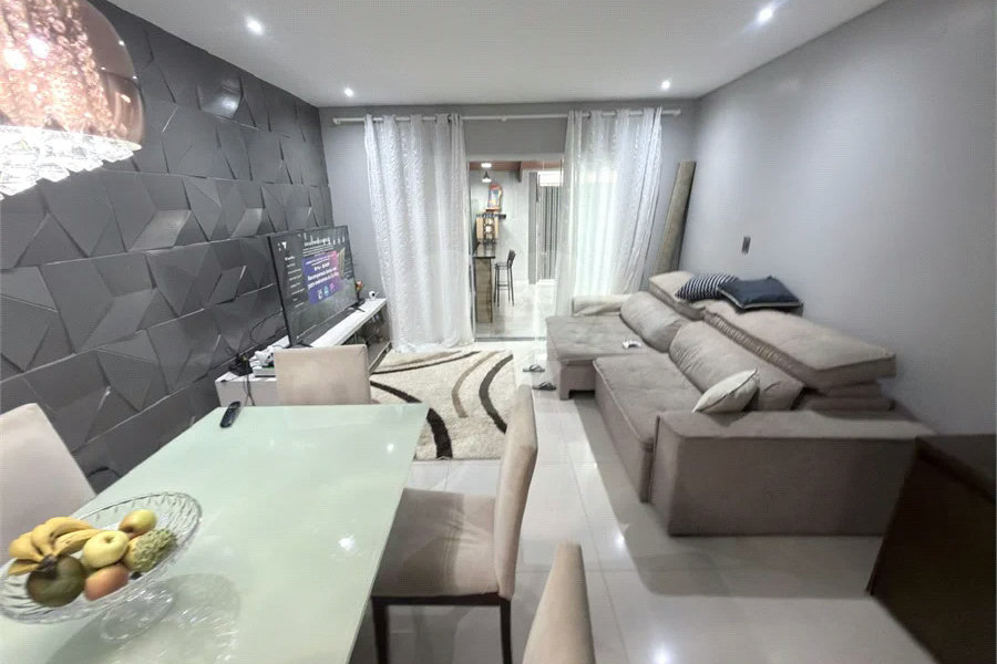 Casa à Venda – Parque Conceição