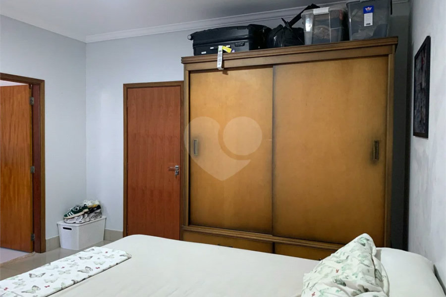 Linda Casa à Venda no Bairro Santa Rosa, na cidade de Piracicaba-SP.