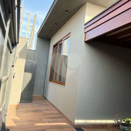 Linda casa a venda no Vale do Sol-Araraquara