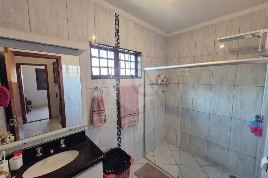 Sobrado à venda com 3 quartos em Vila Industrial, Piracicaba, SP
