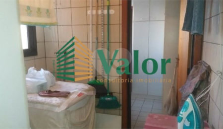Apartamento à venda com 3 quartos, sendo 1 suíte, no Centro, São Carlos, SP