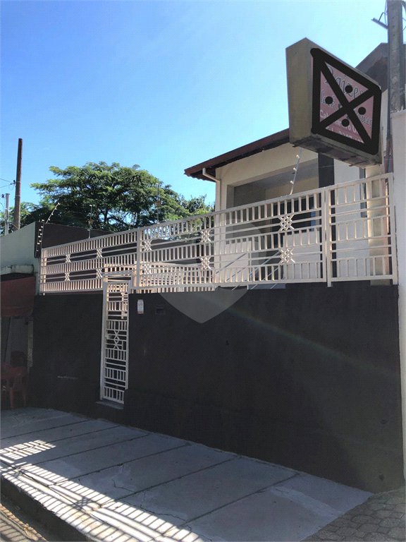 Casa para venda no Centro.
