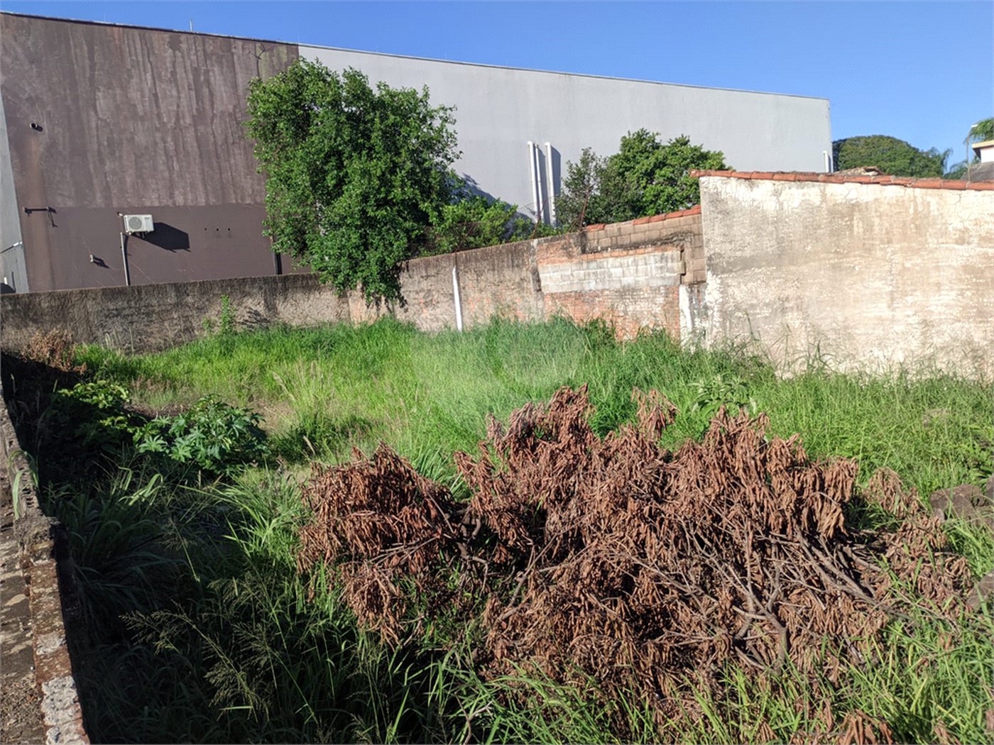 Terreno com 410,00 m² no bairro Vila Costa do Sol.
