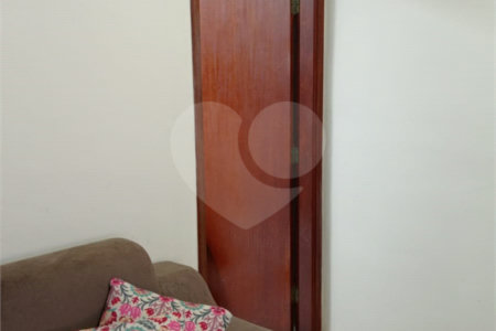 Apartamento com 2 dormitórios