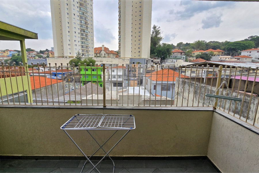 SOBRADO A VENDA FEITO PARA RENDA, FAMÍLIA GRANDE OU 2 CASAS | PRÓXIMO À ESTAÇÃO PIRITUBA!