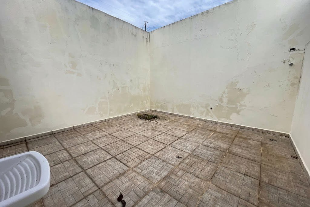 Casa à venda com 3 quartos, sendo 1 suíte, em Jardim Ester, São Paulo - SP
