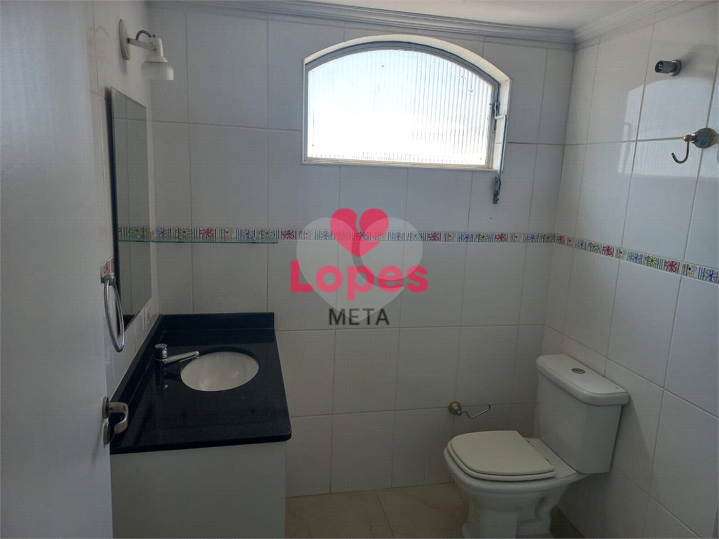 APARTAMENTO COM 217M² A VENDA COM 4 DORMITORIOS, 2 SUITES, 3 VAGAS - BAIRRO VILA ADYANA- SÃO JOSÉ DO