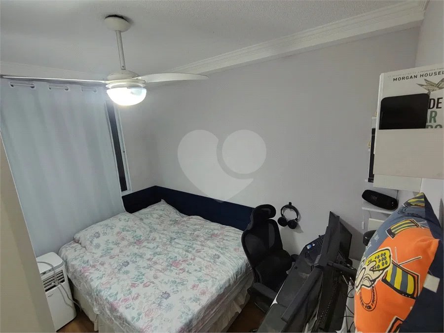Apartamento de 3 Quartos no Condomínio Rossi – Completo e Pronto para Morar