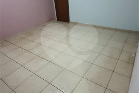 Casa sobrado para venda no Jardim das Torres