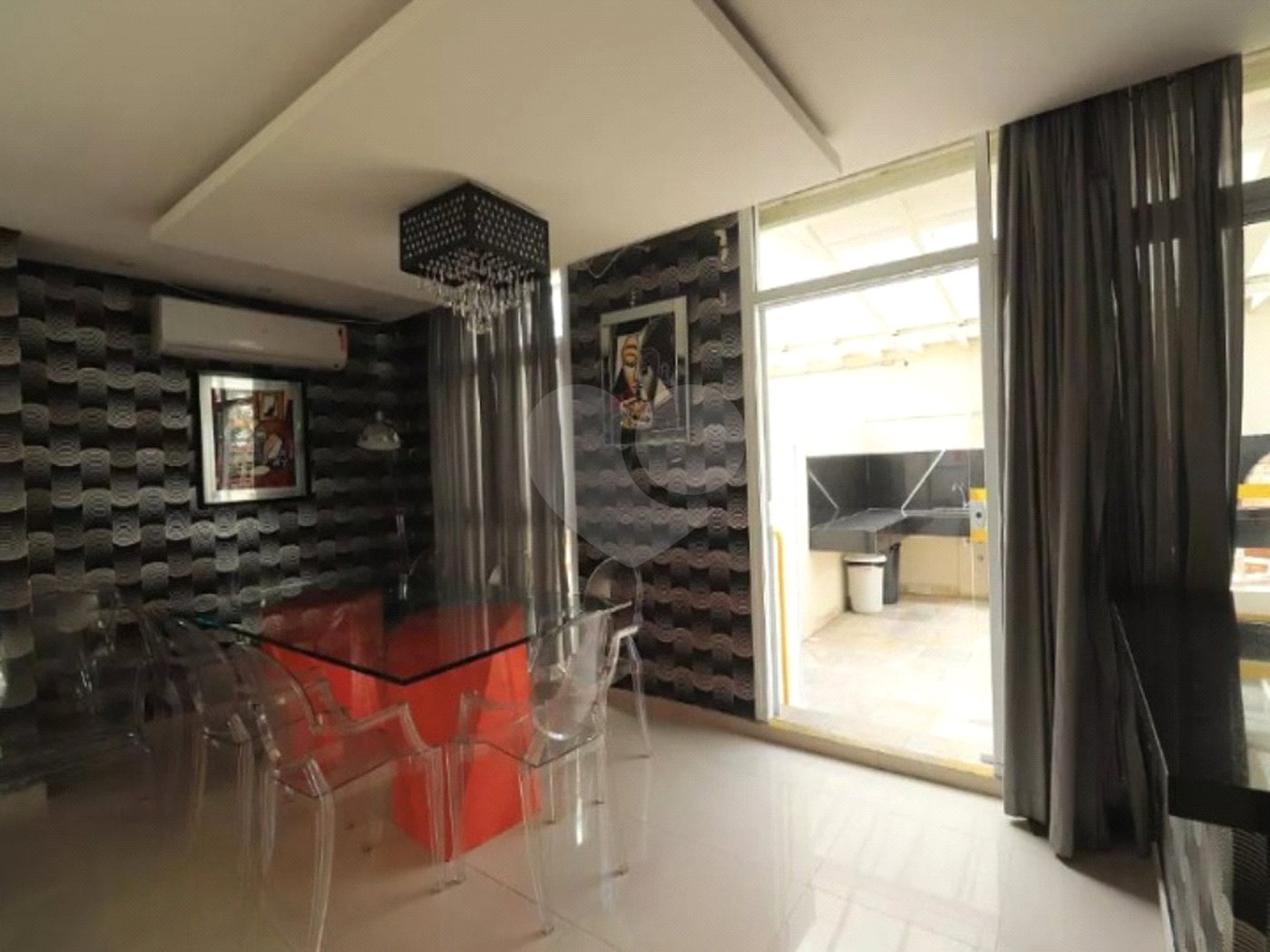 Apartamento á venda MOBILIADO com 128m², 3 suítes, 2 vagas, no centro de Santo André