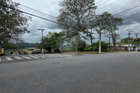 Área nobre COMERCIAL no entorno do centro de Atibaia.