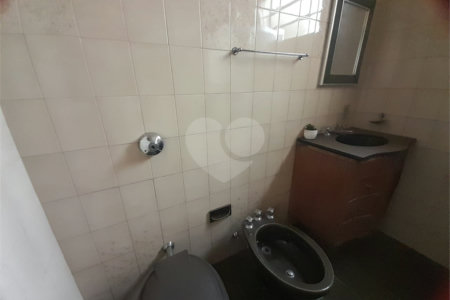 Prédio Comercial na Av. São Carlos - Excelente Oportunidade no Centro da Cidade